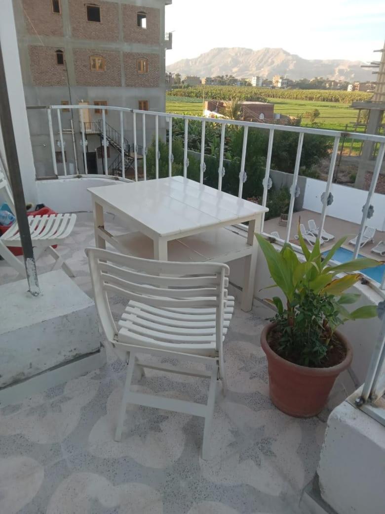 Adam Apartments Луксор Экстерьер фото